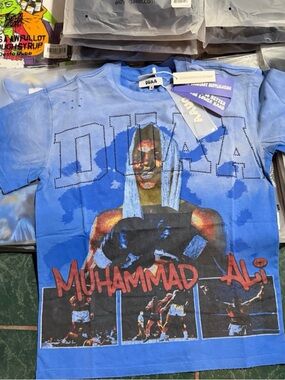 Blue Graphic Short Sleeve Tee with Muhammad Ali Print -
